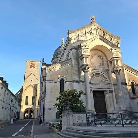 Trois Pieces De Charme Hyper Centre Lägenhet