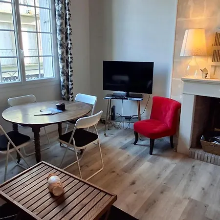 Апартаменти Trois Pieces De Charme Hyper Centre Тур